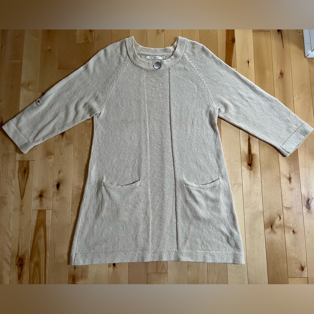 Beutiful Two Danes Tunic in Cream Colour
